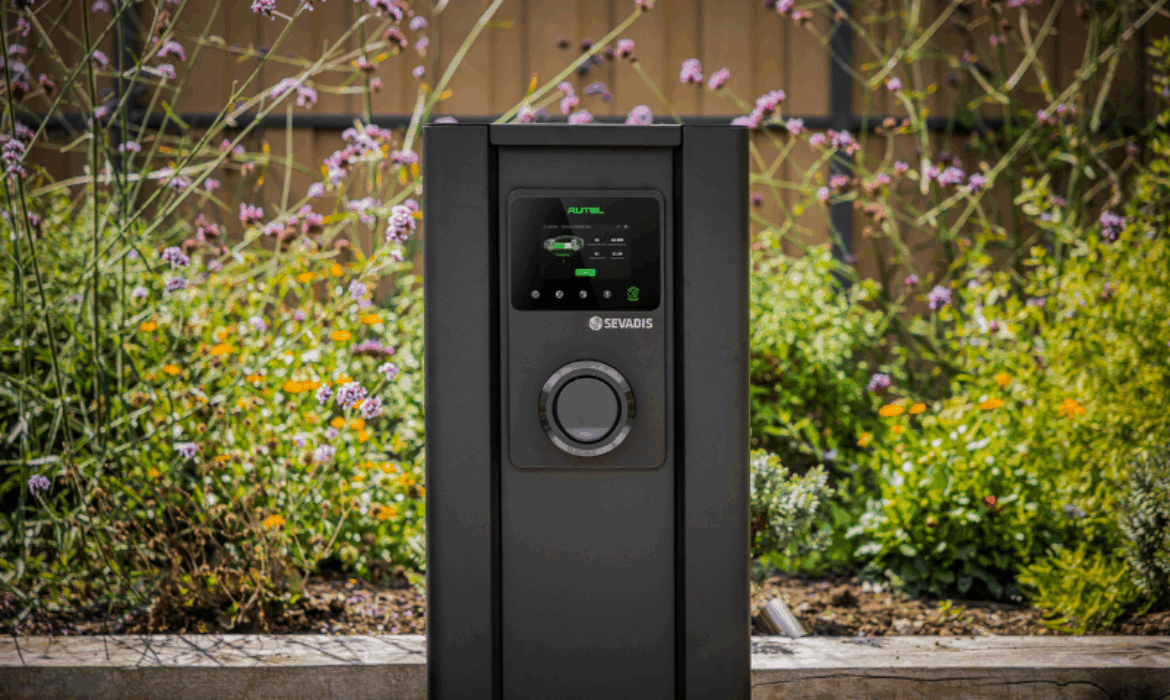 Sevadis-MaxiCharger-Blog-Post-Header (96)